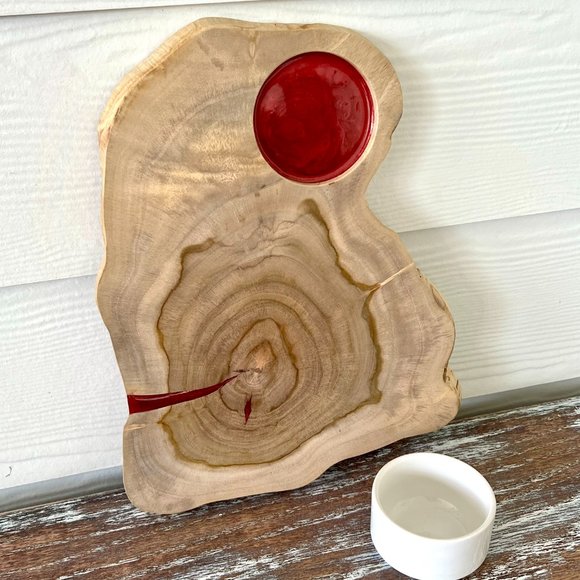 Tree Ring Epoxy Resin Wooden Cutting Board Charcuterie Board with Serving Dish - Picture 7 of 7